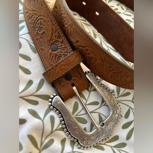 Tony Lama brown western Belt size 32 waist